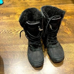 Uggs snow boot
